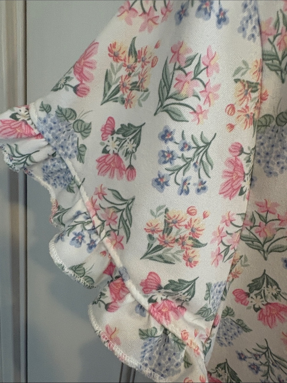 Women's Laura Ashley floral Short-Sleeve Pajama Set — Pink & Blue xlarge bnwt - Picture 4 of 5